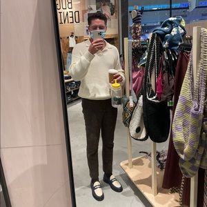 Meet your Posher, Christian